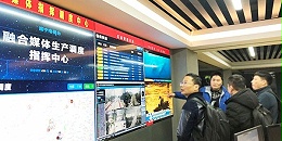 我们 都是爱学习的百讯人