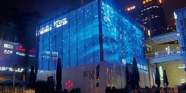 如何处理LED透明显示屏花屏